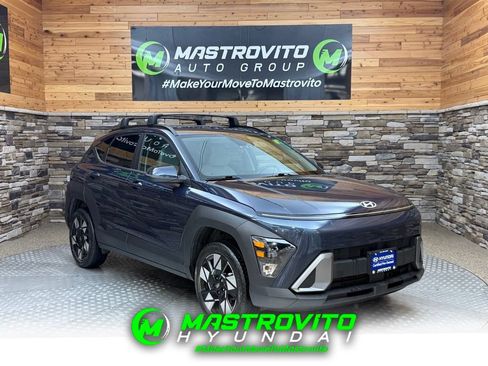 Used 2024 Hyundai Kona SEL AWD/4WD image 1