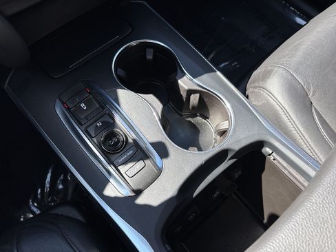 Used 2019 Acura MDX SH-AWD image 25