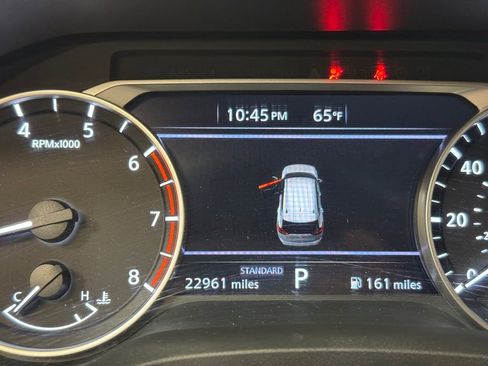 Used 2025 Nissan Rogue SV image 30