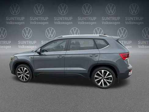 Used 2023 Volkswagen Taos SE FWD image 34