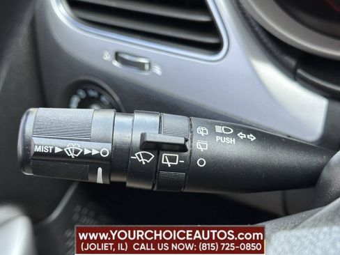 Used 2020 Dodge Journey SE FWD image 34