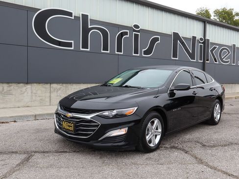 Used 2022 Chevrolet Malibu LS w/ Driver Confidence Package II image 1