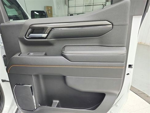 Used 2023 GMC Sierra 1500 AT4 w/ AT4 Preferred Package image 42