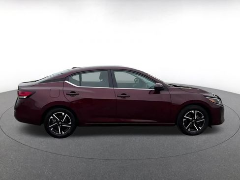 Used 2025 Nissan Sentra SV FWD image 9