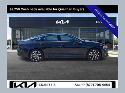 New 2025 Kia K5 EX