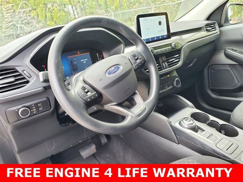 Used 2025 Ford Escape Active image 9