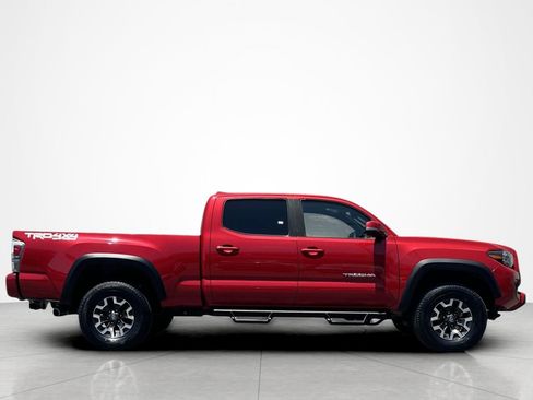 Certified 2022 Toyota Tacoma TRD Off-Road w/ TRD Premium Off Road Package AWD/4WD image 6