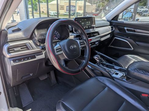Used 2020 Kia Telluride S AWD/4WD image 14