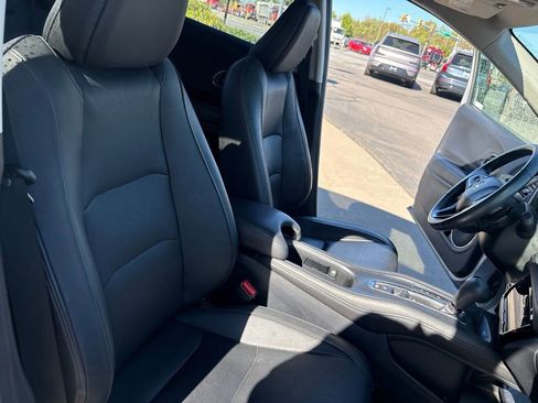 Used 2019 Honda HR-V EX-L image 29