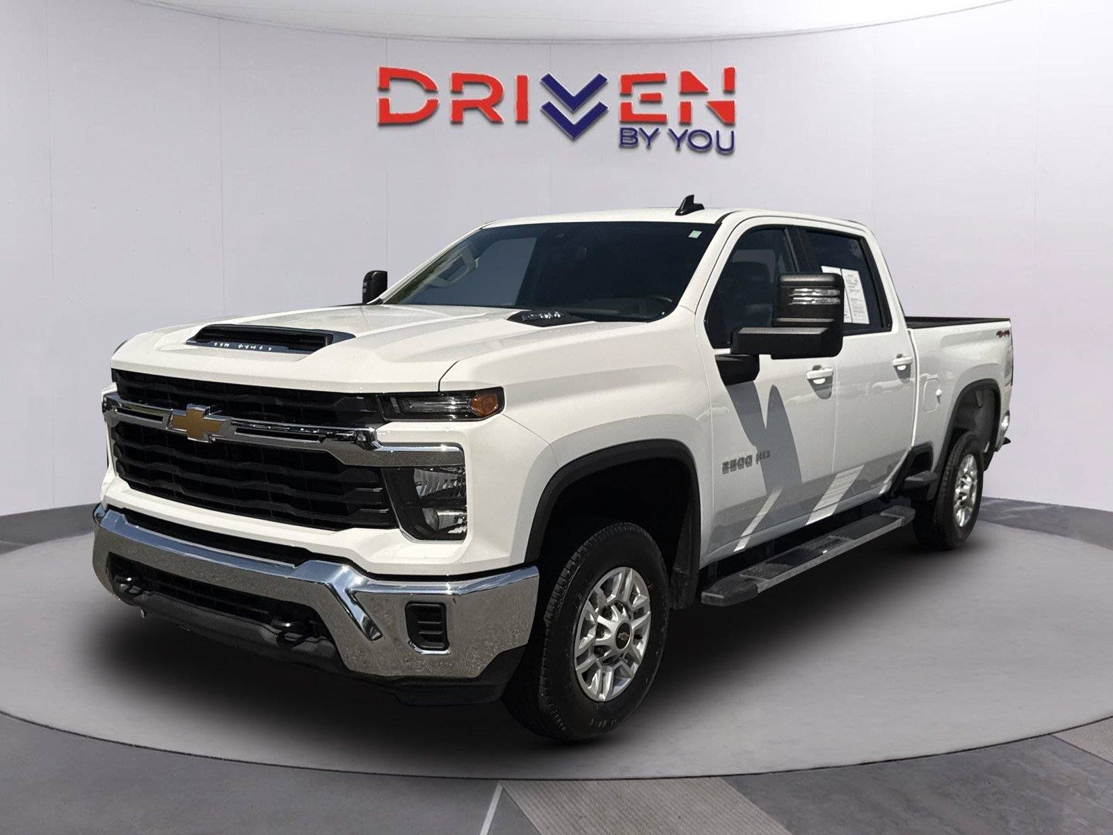 Used 2026 Chevrolet Silverado 2500 LT AWD/4WD image 7
