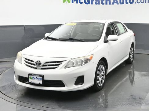 Used 2013 Toyota Corolla LE FWD image 20