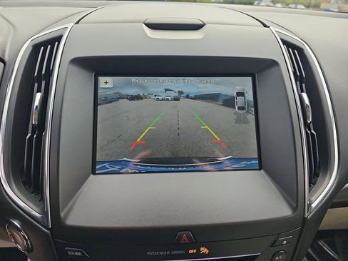 Used 2019 Ford Edge Titanium w/ Class II Trailer Tow Package image 22