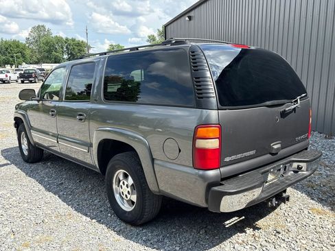 Used 2002 Chevrolet Suburban LT RWD image 7