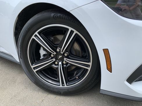 Used 2025 Ford Mustang Premium RWD image 12