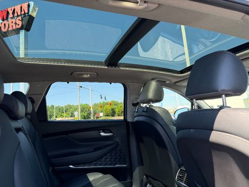 Used 2020 Hyundai Santa Fe SEL w/ Convenience + Premium Package FWD image 18