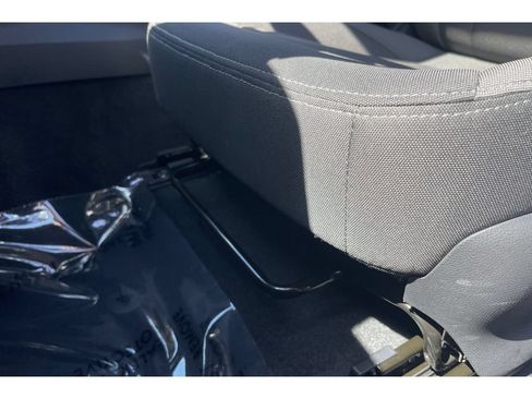 Certified 2026 Subaru Crosstrek 2.5i Premium AWD/4WD image 13