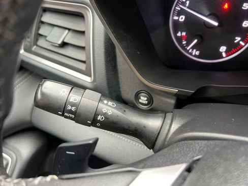 Used 2023 Subaru Ascent Limited AWD/4WD image 28