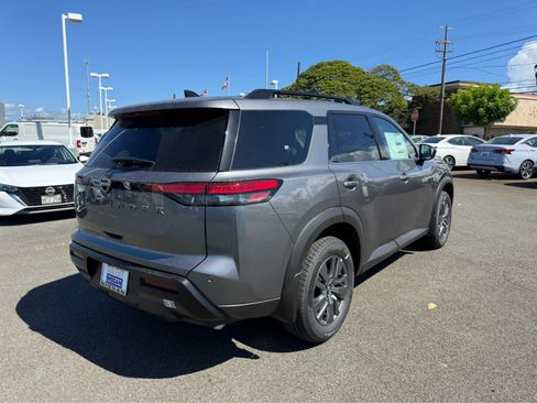 New 2026 Nissan Pathfinder SV FWD image 3
