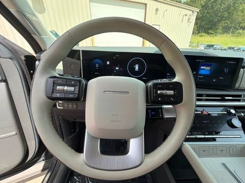 Used 2024 Hyundai Santa Fe Calligraphy AWD/4WD image 28