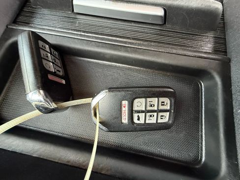 Used 2019 Honda Odyssey EX-L image 33