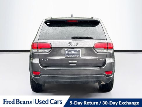Used 2021 Jeep Grand Cherokee Laredo AWD/4WD image 8
