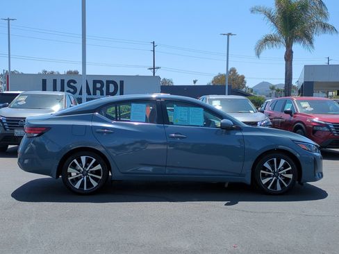 Used 2024 Nissan Sentra SV w/ SV Premium Package FWD image 6