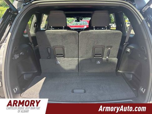 New 2025 Jeep Grand Cherokee L Laredo w/ Luxury Tech Group I image 25