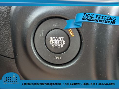 Used 2023 Jeep Wrangler Unlimited AWD/4WD image 23