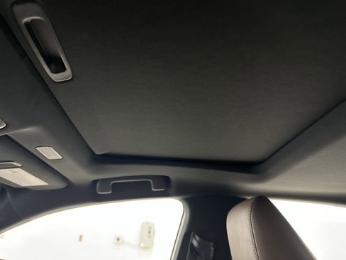 Certified 2023 Lexus ES 350 w/ Premium Package image 15