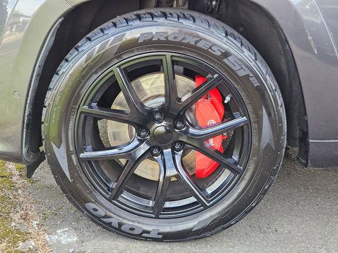 Used 2017 Jeep Grand Cherokee SRT AWD/4WD image 33