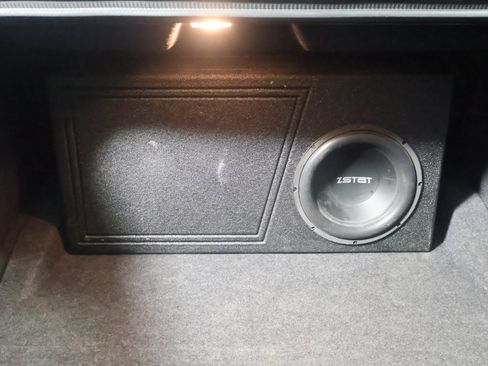 Used 2016 Dodge Challenger R/T w/ Sound Group RWD image 12