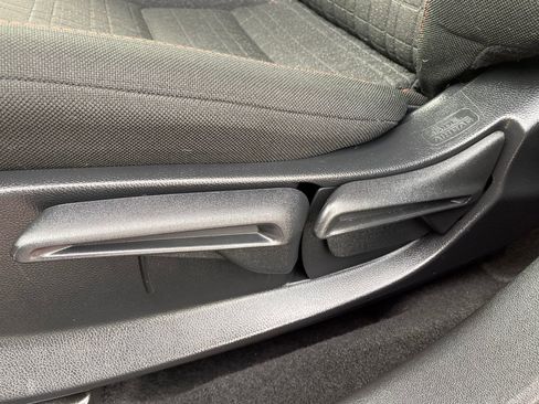 Certified 2024 Honda HR-V Sport image 11