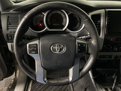 Used 2012 Toyota Tacoma 4x4 Double Cab w/ TRD Off-Road Pkg image 19