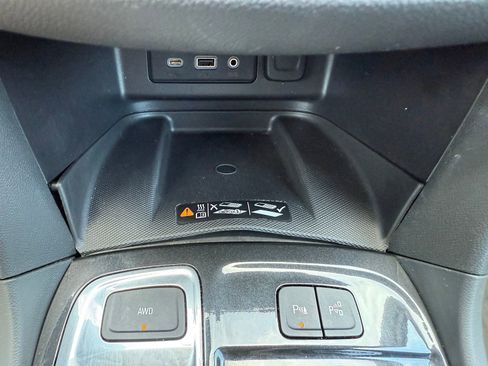 Certified 2022 Chevrolet Equinox Premier AWD/4WD image 32