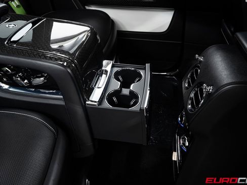 Used 2020 Rolls-Royce Cullinan Black Badge image 42