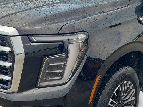 Used 2025 GMC Yukon Elevation w/ Technology Package AWD/4WD image 23