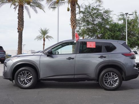Certified 2024 Nissan Rogue S AWD/4WD image 2