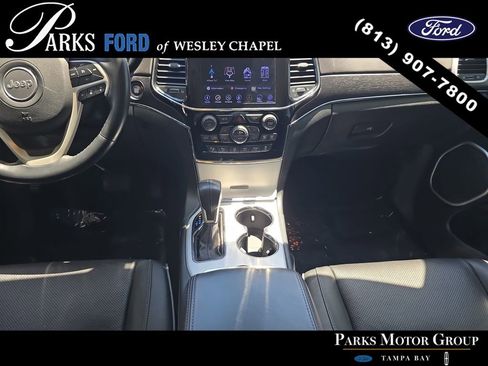 Used 2020 Jeep Grand Cherokee Summit AWD/4WD image 13