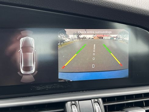 Used 2022 Alfa Romeo Giulia Sprint image 26