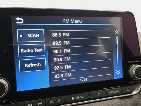 Used 2024 Nissan Sentra SV image 22