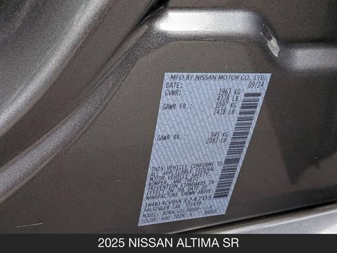 Used 2025 Nissan Altima 2.5 SR FWD image 24