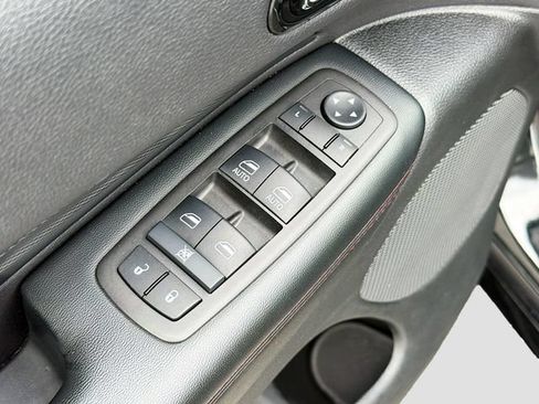 Used 2025 Dodge Durango GT AWD/4WD image 19