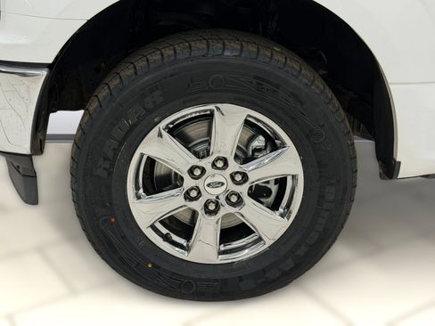 Used 2020 Ford F150 XLT w/ Equipment Group 302A Luxury AWD/4WD image 10