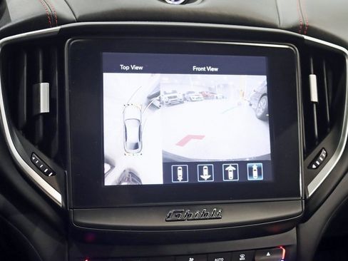 Used 2019 Maserati Ghibli S GranLusso image 19