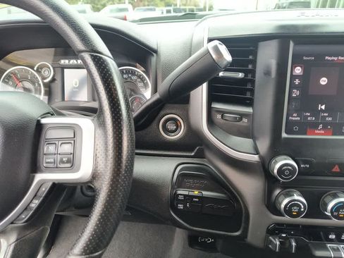 Used 2022 RAM 2500 Big Horn AWD/4WD image 19