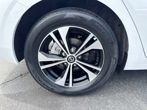 Used 2022 Nissan Sentra SV FWD image 9
