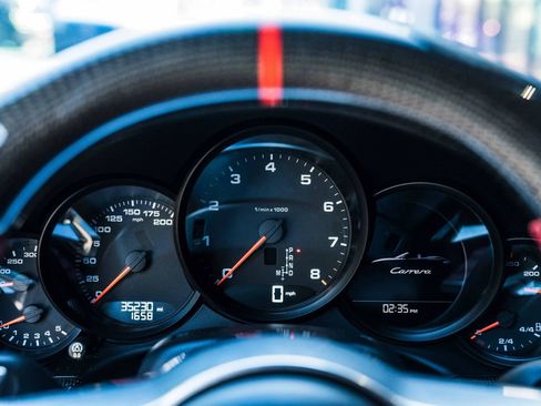 Used 2018 Porsche 911 Carrera image 46