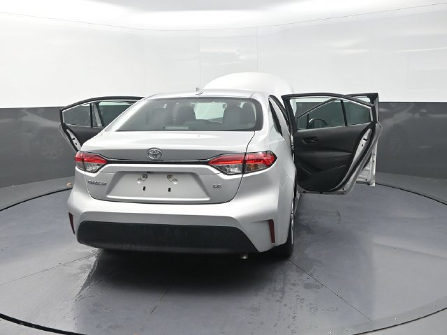 Used 2024 Toyota Corolla LE FWD image 44