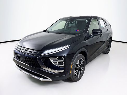 Used 2025 Mitsubishi Eclipse Cross SE image 4