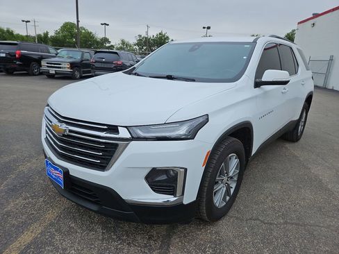 Used 2022 Chevrolet Traverse LT AWD/4WD image 4